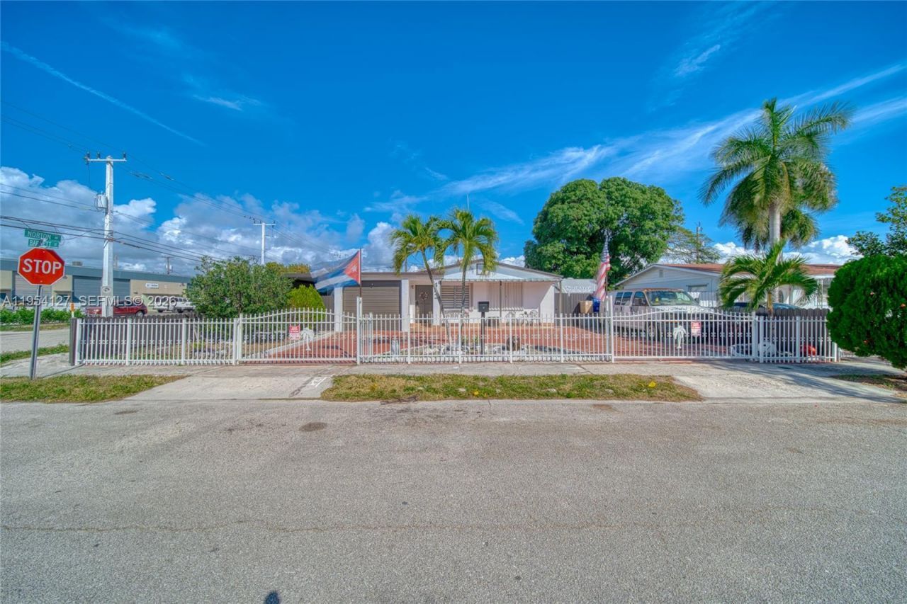 443 Barnett St, West Palm Beach, FL 33405 Photo