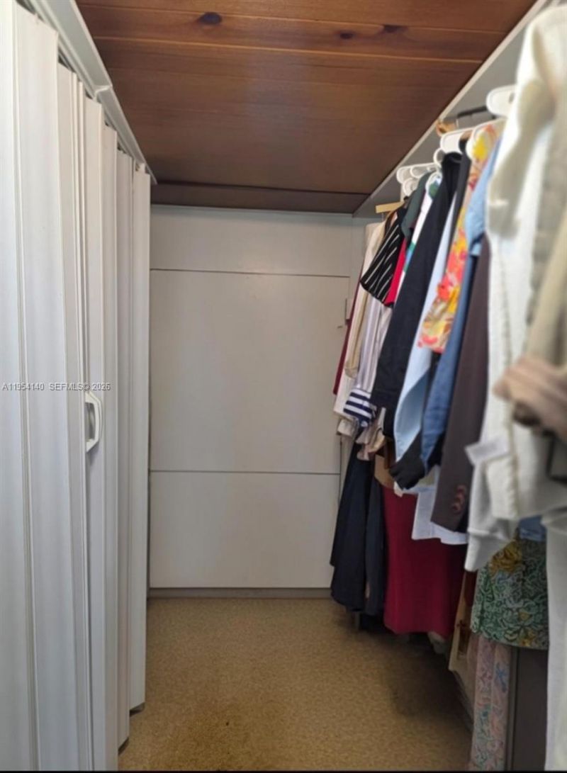 6389 Cotton Tail Rd, Miami Lakes, FL 33014 Photo