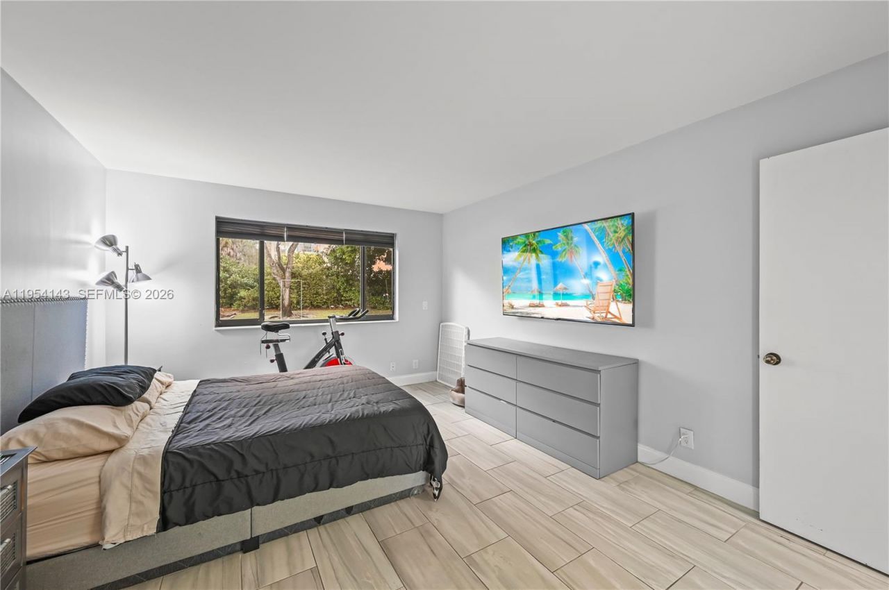 8058 NW 15th Mnr, Unit 8058, Plantation, FL 33322 Photo