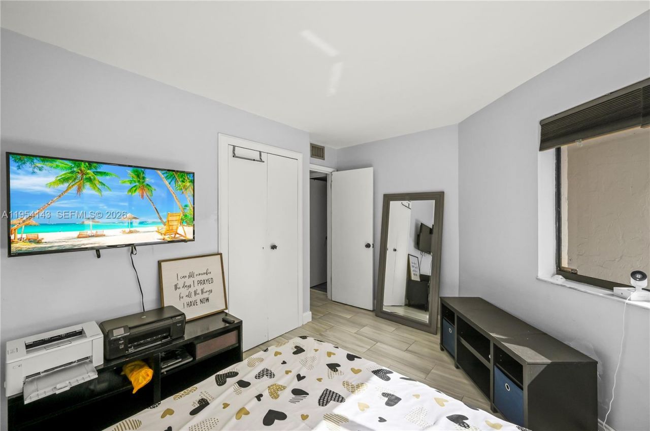 8058 NW 15th Mnr, Unit 8058, Plantation, FL 33322 Photo