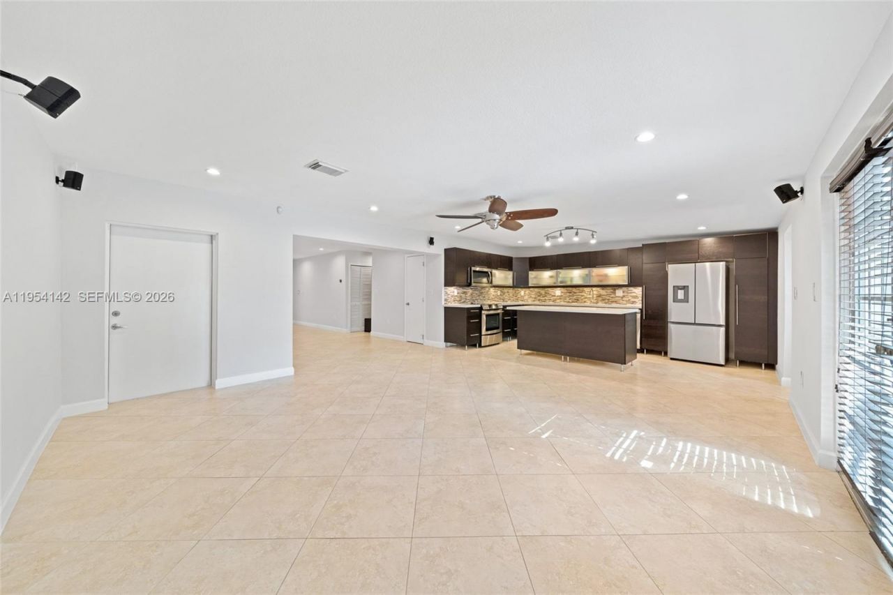 9510 SW 45th Street, Miami, FL 33165 Photo