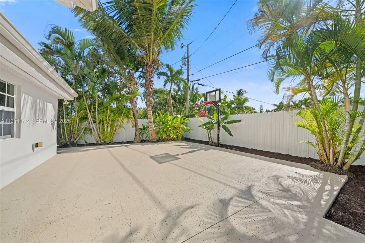 9510 SW 45th Street, Miami, FL 33165 Photo