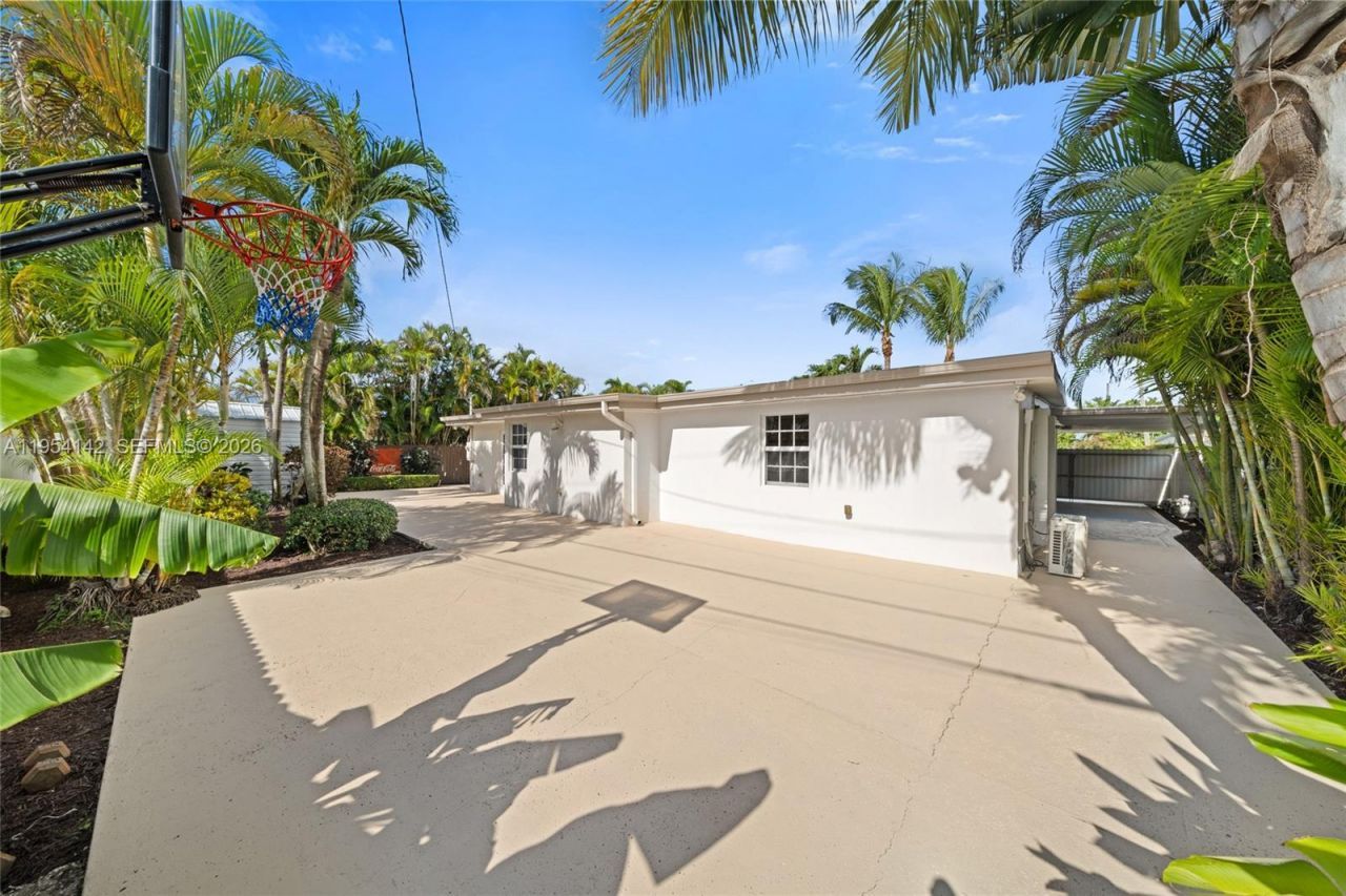 9510 SW 45th Street, Miami, FL 33165 Photo