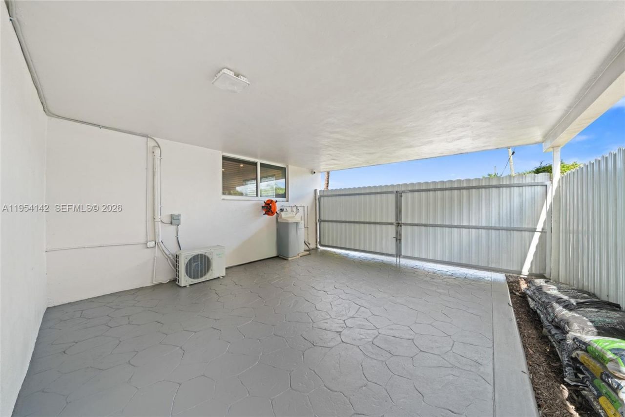 9510 SW 45th Street, Miami, FL 33165 Photo