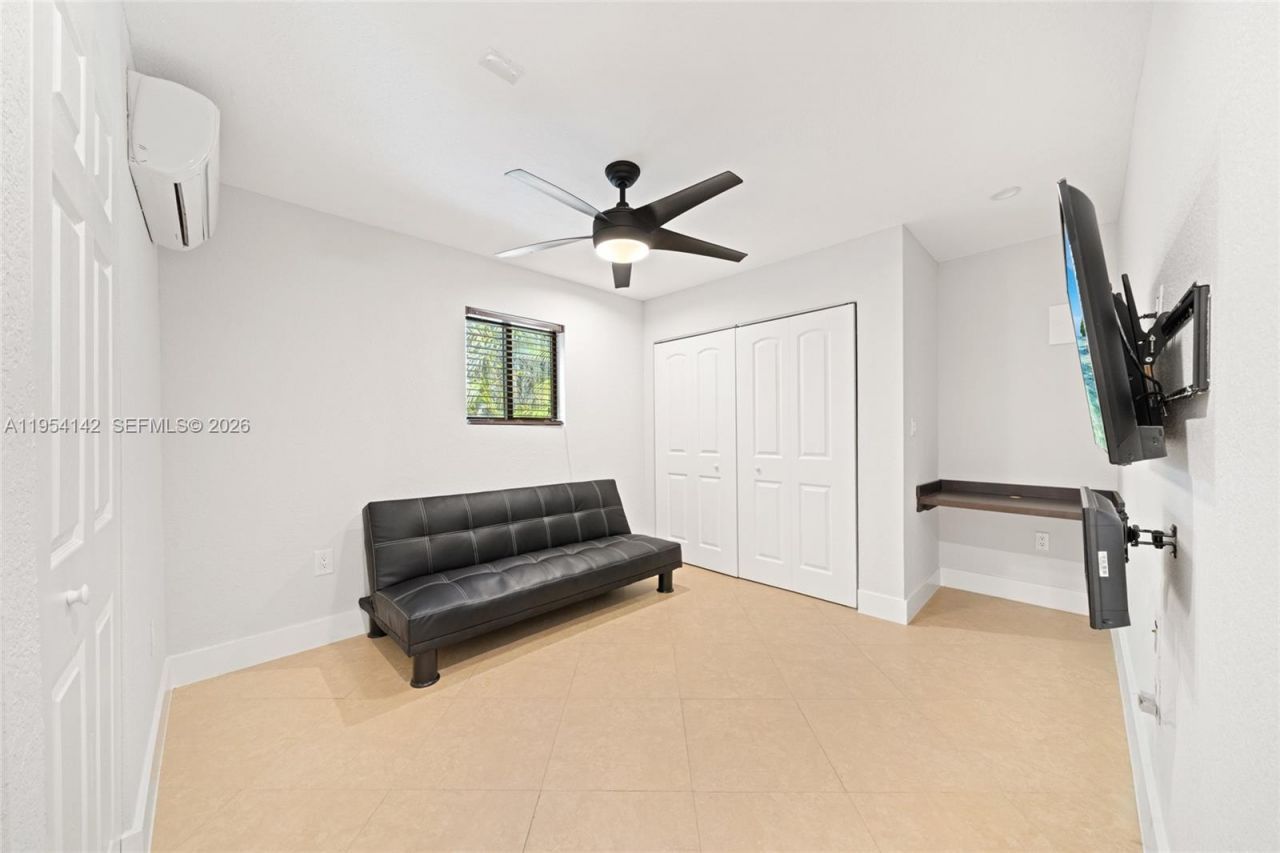 9510 SW 45th Street, Miami, FL 33165 Photo