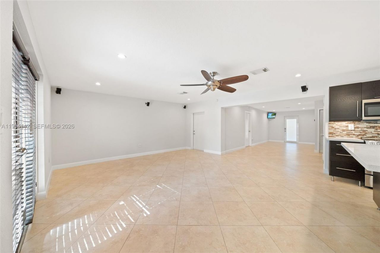 9510 SW 45th Street, Miami, FL 33165 Photo