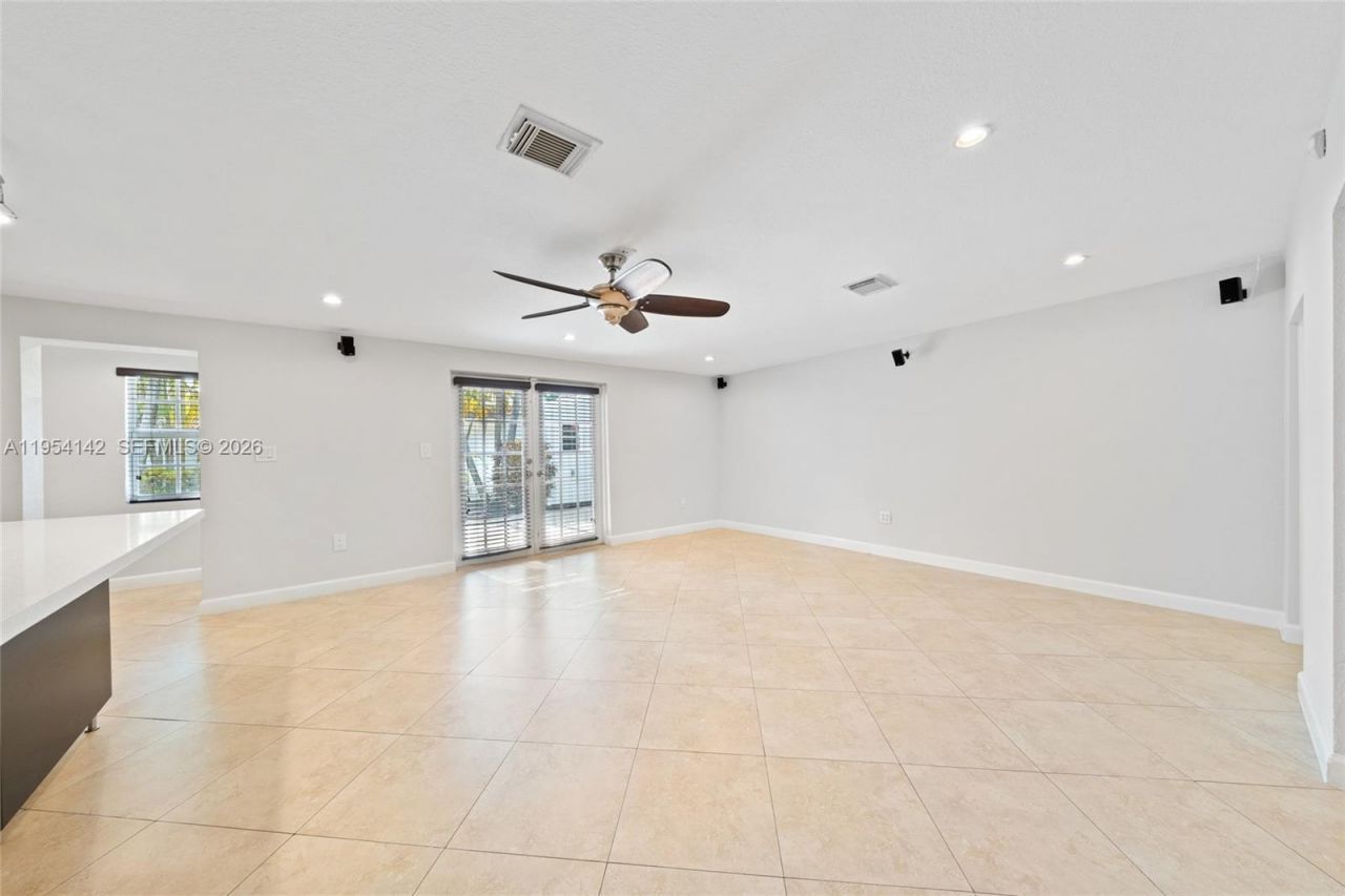 9510 SW 45th Street, Miami, FL 33165 Photo