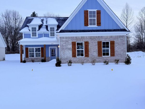 6065 Hickory Point Drive, Walls, MS 38680