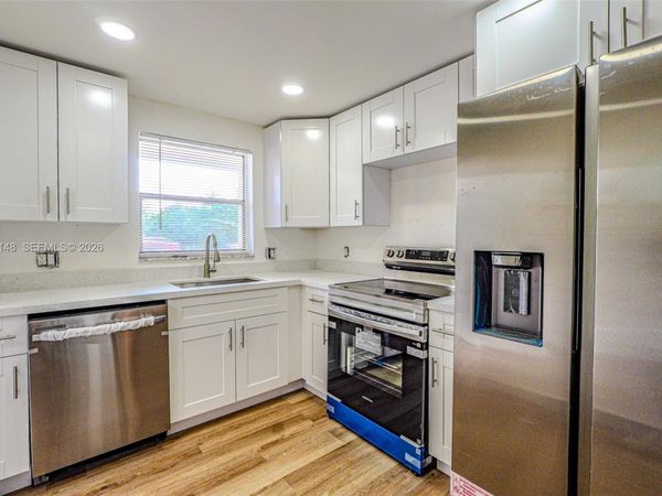 5100 SW 64th Ave, Unit 106, Davie, FL 33314