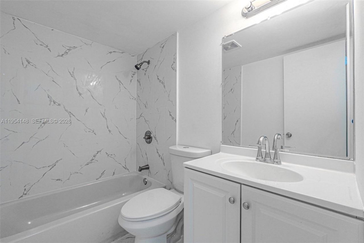 5100 SW 64th Ave, Unit 106, Davie, FL 33314 Photo