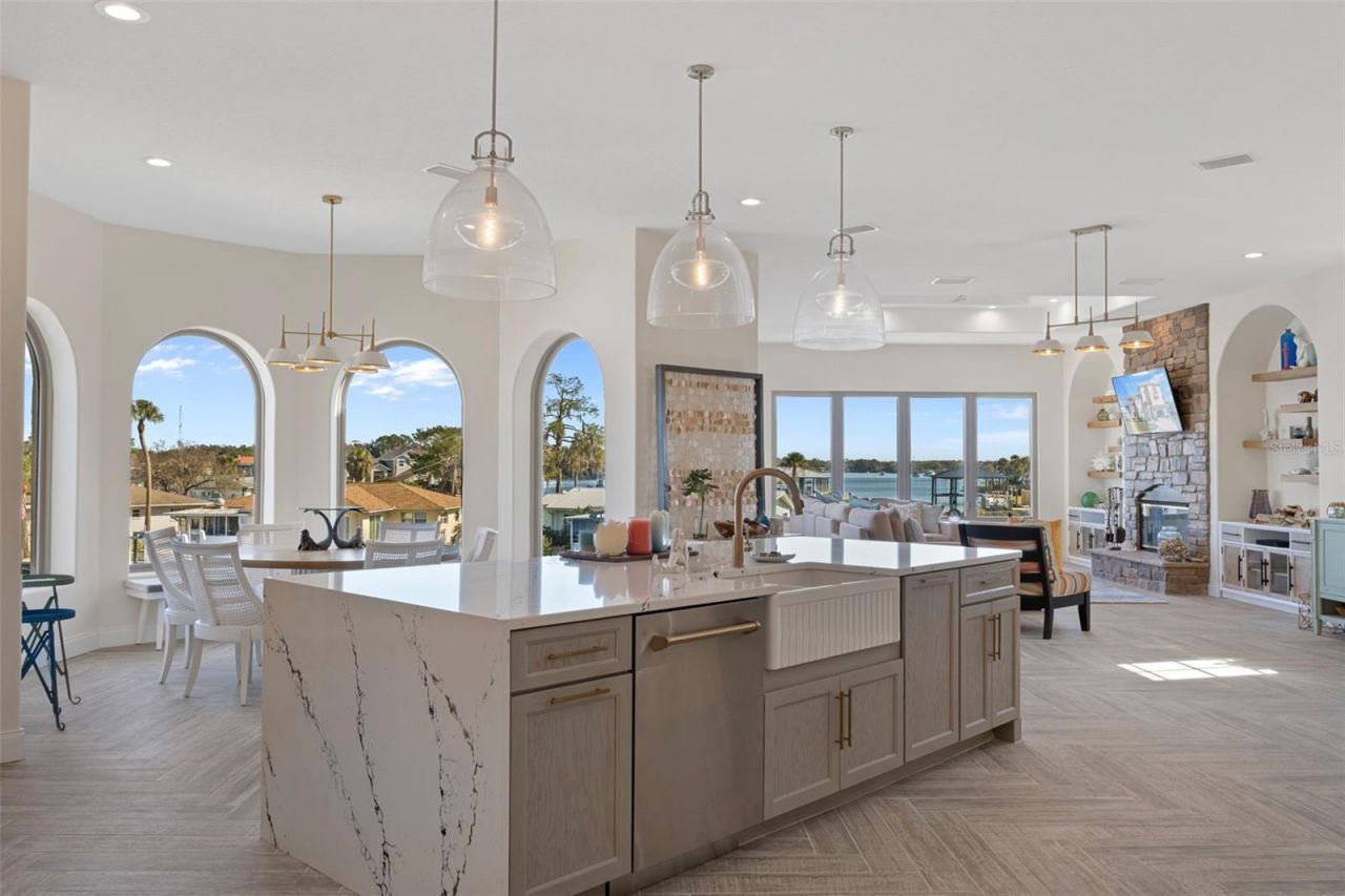 2235 N Kings Cove Point, Crystal River, FL 34429 Photo