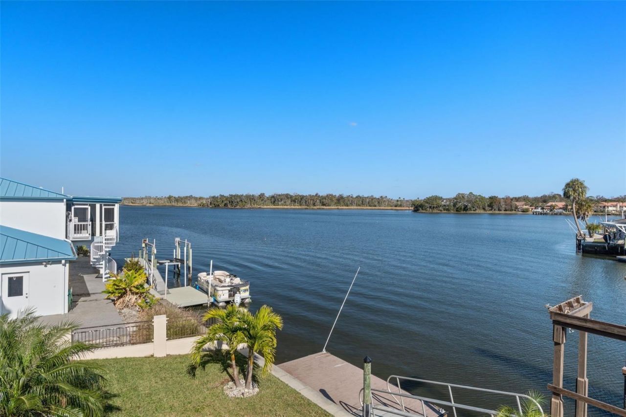 2235 N Kings Cove Point, Crystal River, FL 34429 Photo