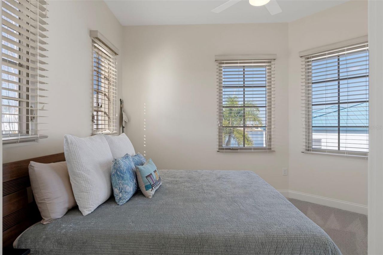 2235 N Kings Cove Point, Crystal River, FL 34429 Photo