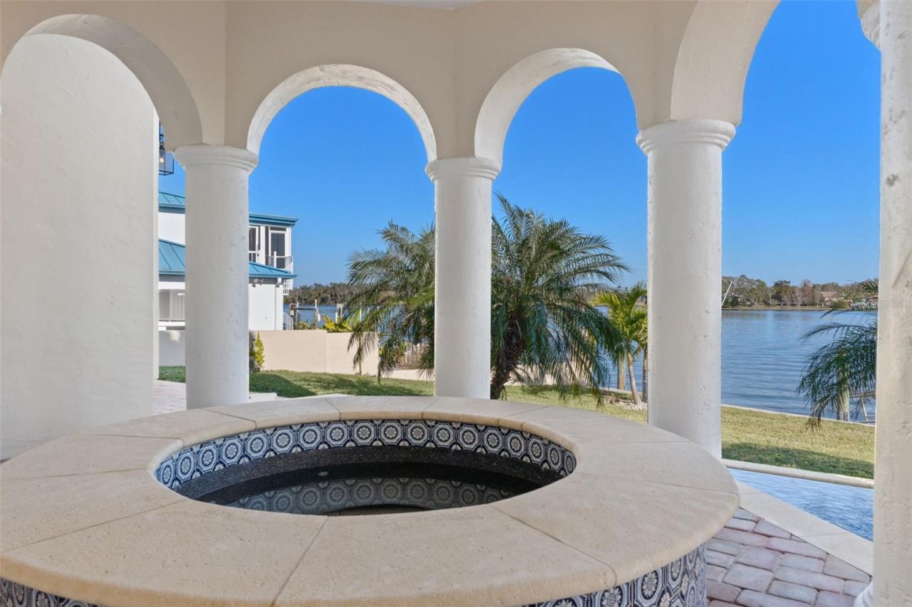 2235 N Kings Cove Point, Crystal River, FL 34429 Photo