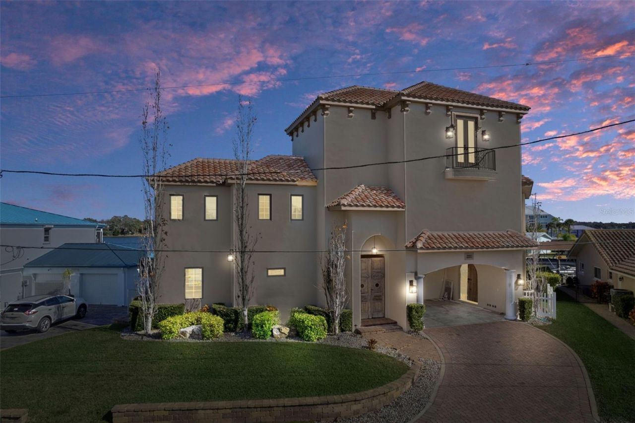 2235 N Kings Cove Point, Crystal River, FL 34429 Photo