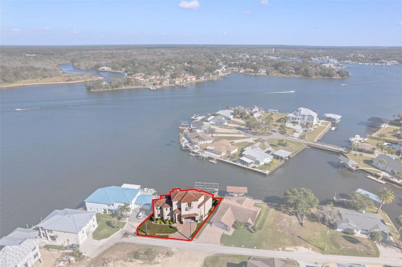 2235 N Kings Cove Point, Crystal River, FL 34429 Photo