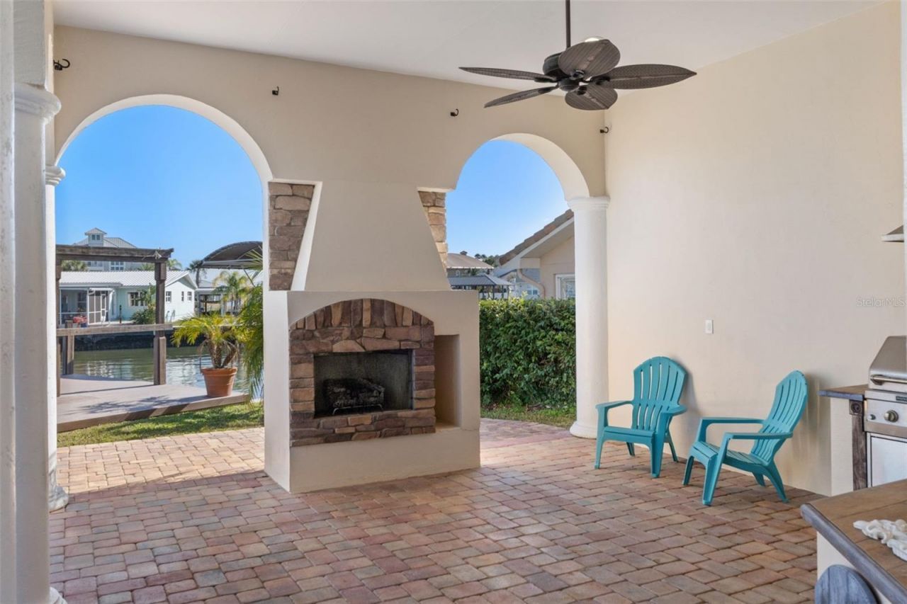 2235 N Kings Cove Point, Crystal River, FL 34429 Photo