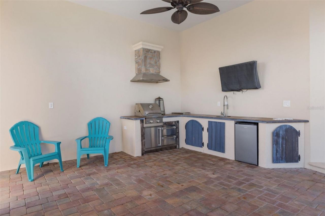 2235 N Kings Cove Point, Crystal River, FL 34429 Photo