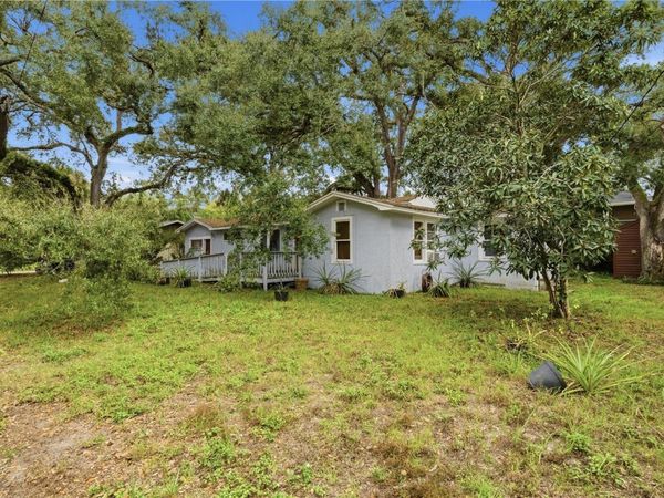 3204 W VILLA ROSA STREET, TAMPA, FL 33611