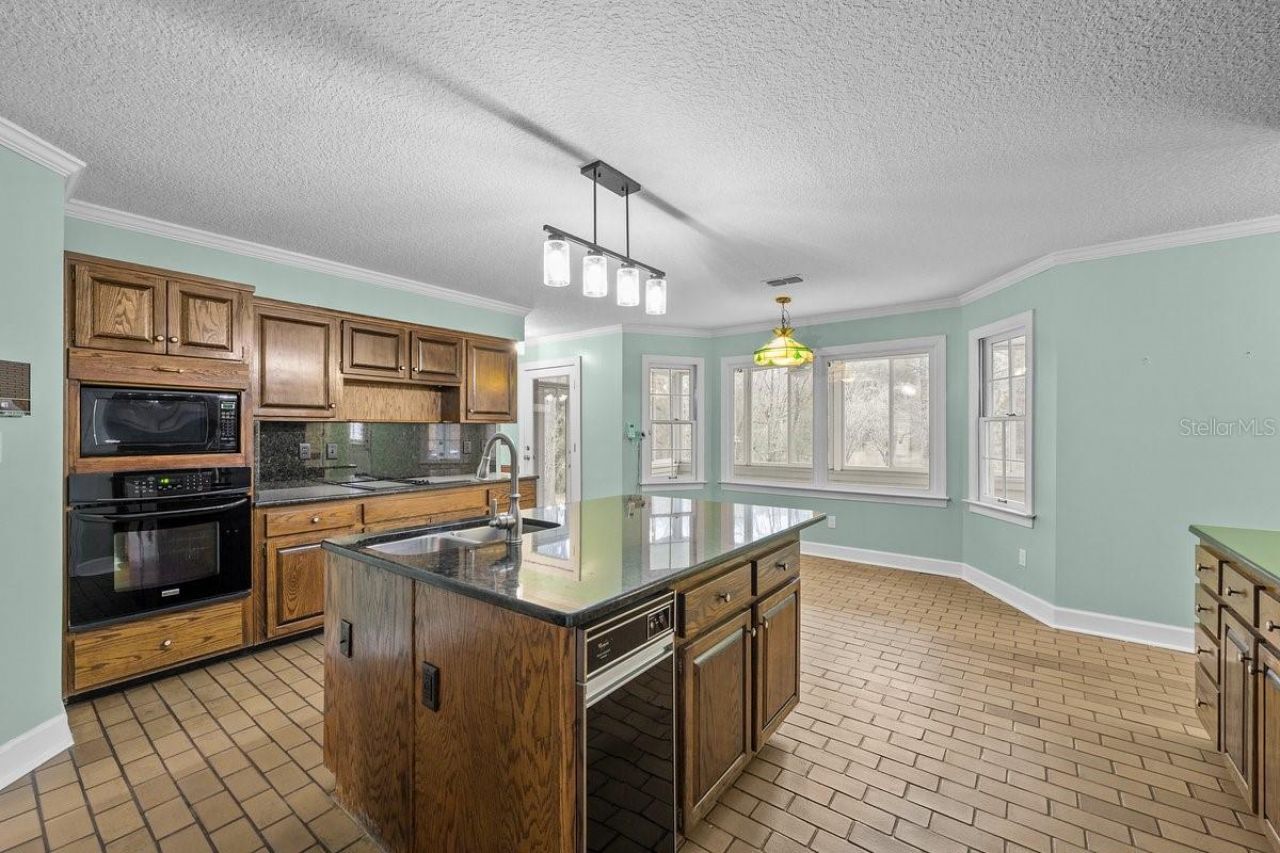 2545 Crooked Creek Point, Middleburg, FL 32068 Photo