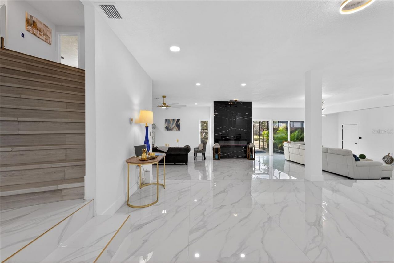 305 Sweetwater Club Circle, Longwood, FL 32779 Photo