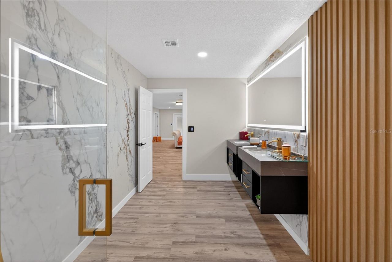 305 Sweetwater Club Circle, Longwood, FL 32779 Photo