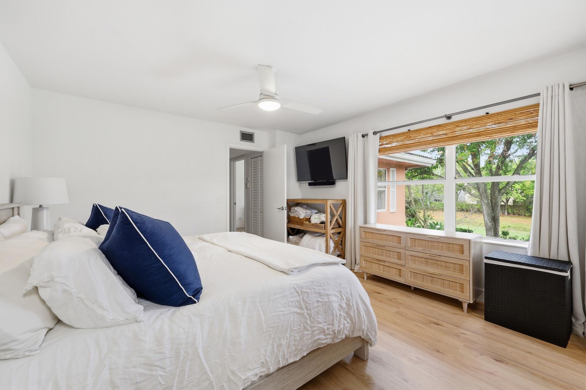 1934 Stratford Way, West Palm Beach, FL 33409 Photo