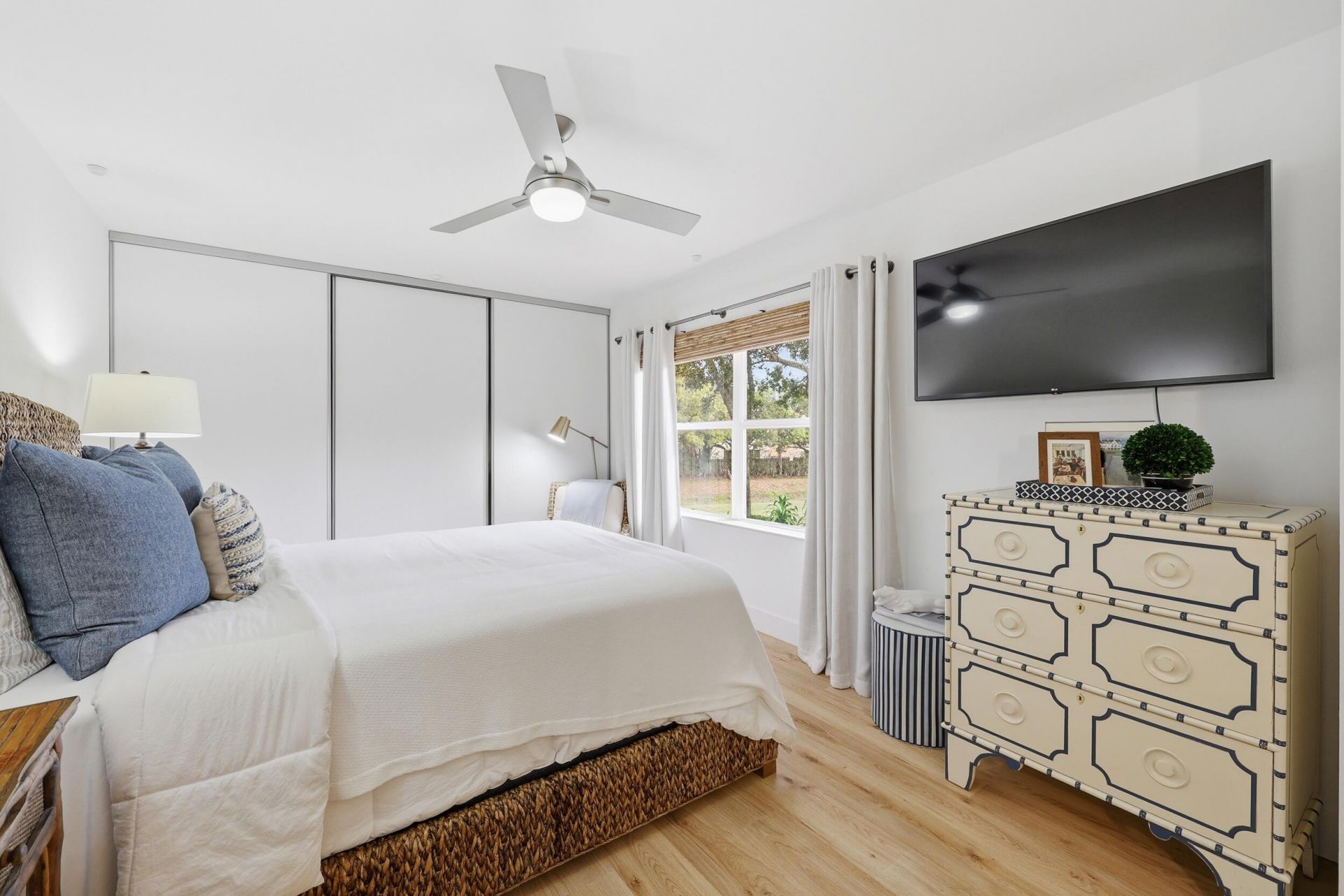 1934 Stratford Way, West Palm Beach, FL 33409 Photo