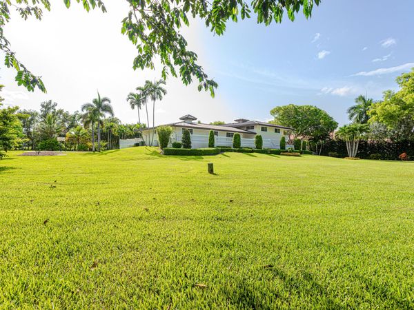 875 NW 120th Avenue, Plantation, FL 33325