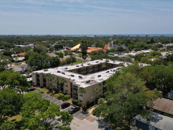 11485 OAKHURST ROAD, Unit -204, LARGO, FL 33774