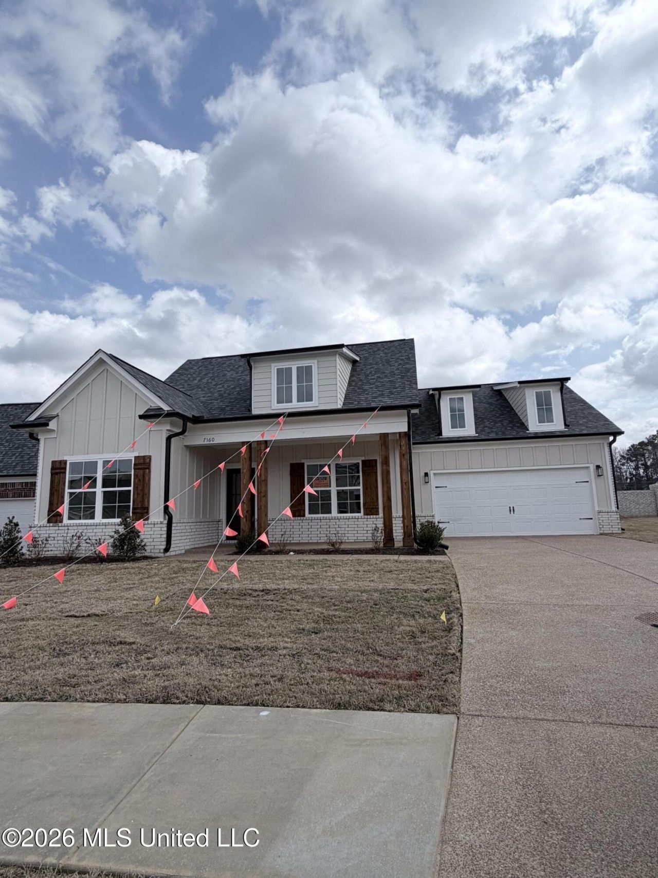 7160 Hickory Grove Road, Walls, MS 38680 Main Photo