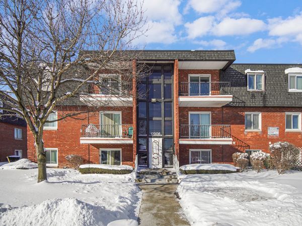17006 Novak Drive, Unit T107, Hazel Crest, IL 60429