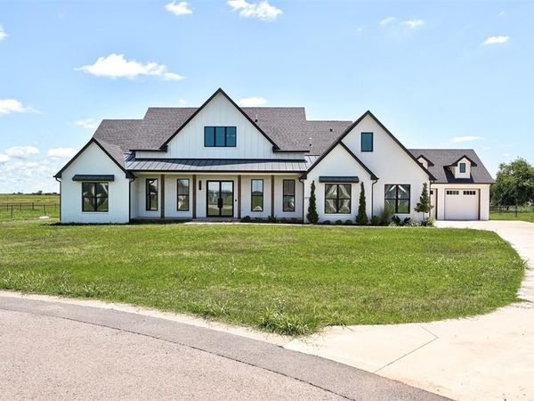 22720 Tuscan Estates Drive, Edmond, OK 73025