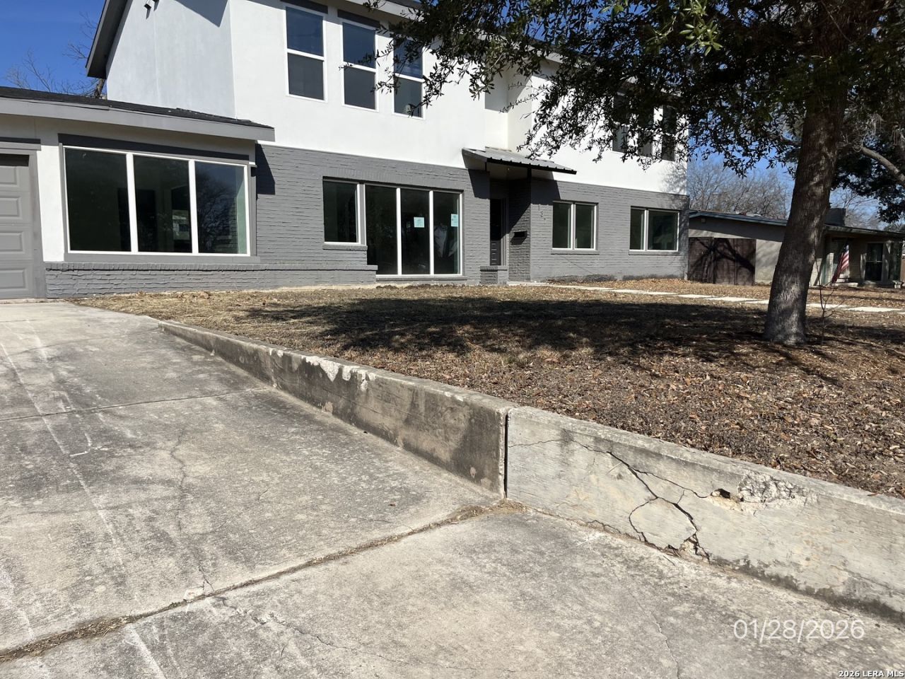 137 Harriett Dr, San Antonio, TX 78216 Main Photo