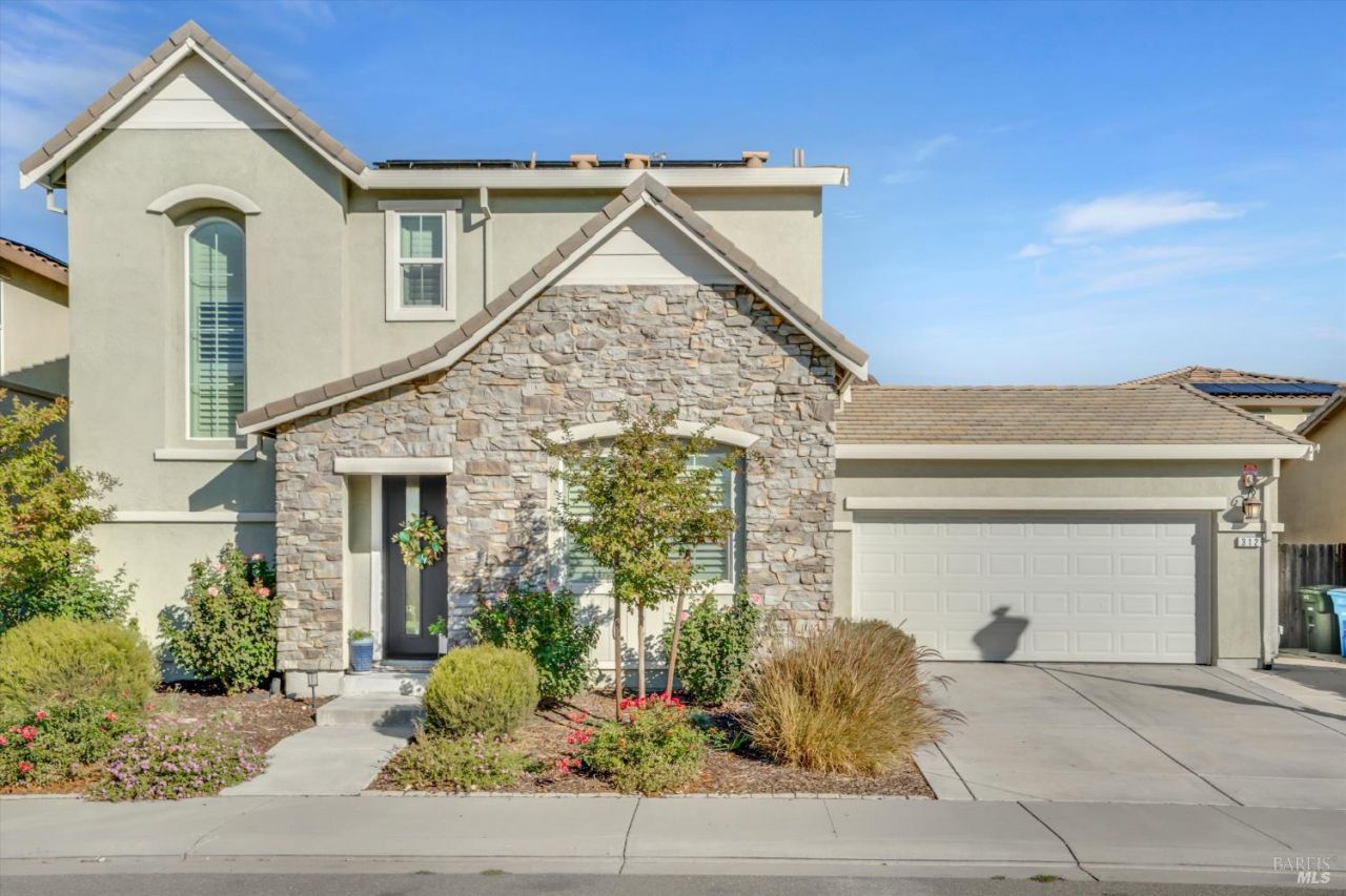 312 Primrose Drive, Vacaville, CA 95687 Main Photo
