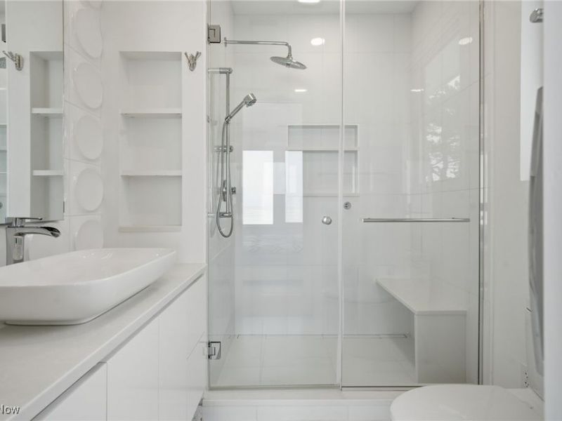 12345 Lake Shore Boulevard, Bratenahl, OH 44108 Photo 35