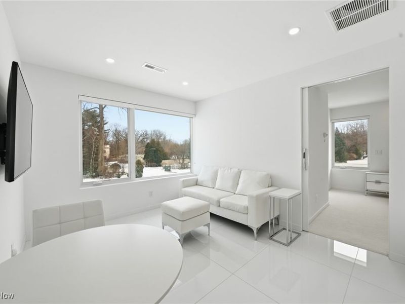 12345 Lake Shore Boulevard, Bratenahl, OH 44108 Photo 39