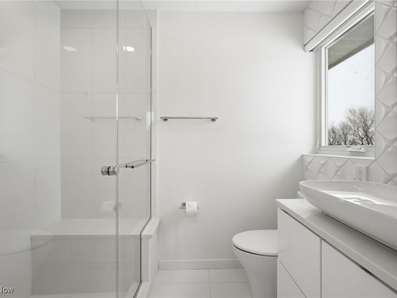 12345 Lake Shore Boulevard, Bratenahl, OH 44108 Photo 40