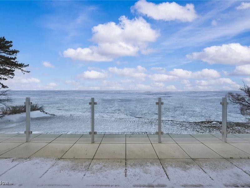 12345 Lake Shore Boulevard, Bratenahl, OH 44108 Photo 47