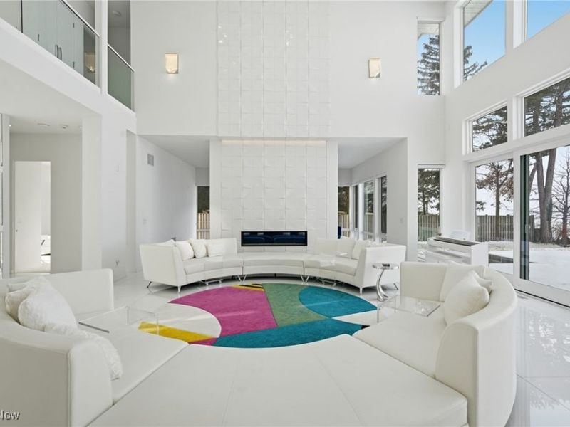 12345 Lake Shore Boulevard, Bratenahl, OH 44108 Photo 5