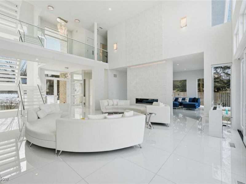 12345 Lake Shore Boulevard, Bratenahl, OH 44108 Photo 7