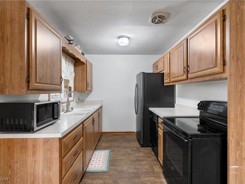 2967 Millbrook Street, Akron, OH 44314 Photo 12