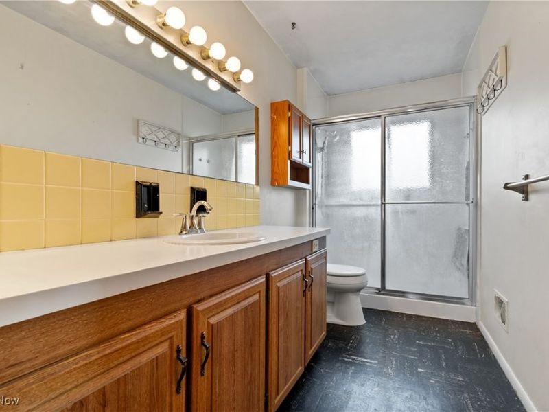 2967 Millbrook Street, Akron, OH 44314 Photo 18