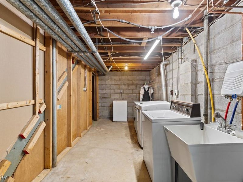 2967 Millbrook Street, Akron, OH 44314 Photo 26