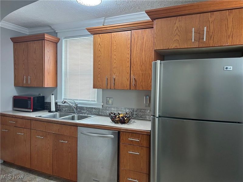 4713 W 150th Street, Cleveland, OH 44135 Photo 2