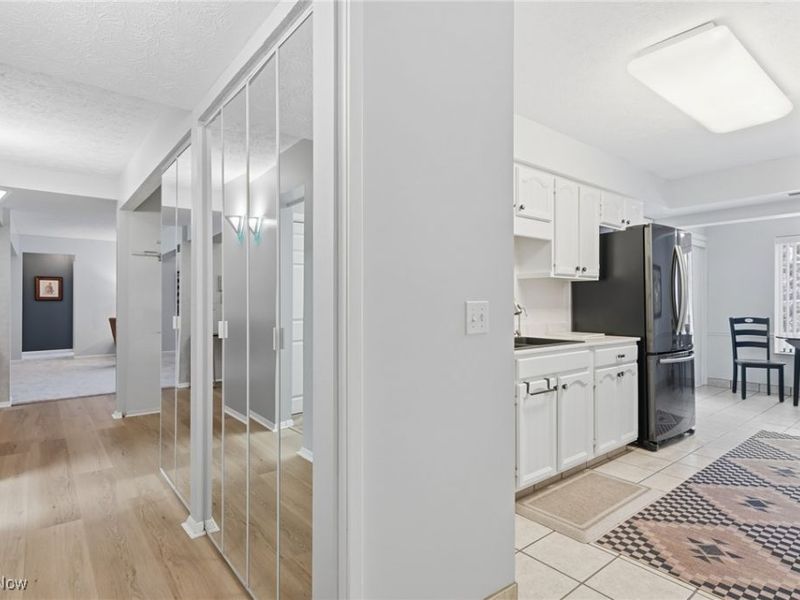 186 Court Drive, Unit 103, Fairlawn, OH 44333 Photo 19