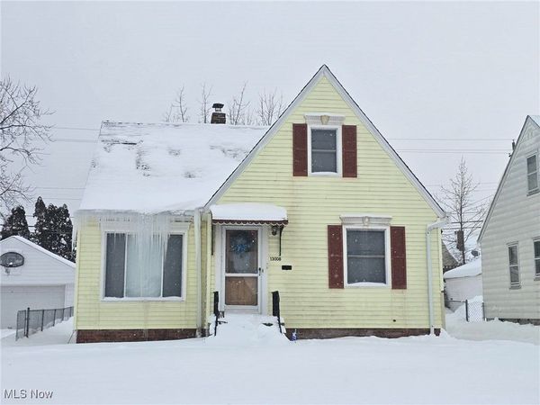 13008 Oakview Boulevard, Garfield Heights, OH 44125