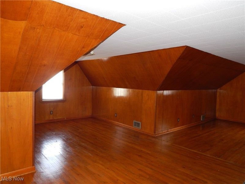 13008 Oakview Boulevard, Garfield Heights, OH 44125 Photo 12