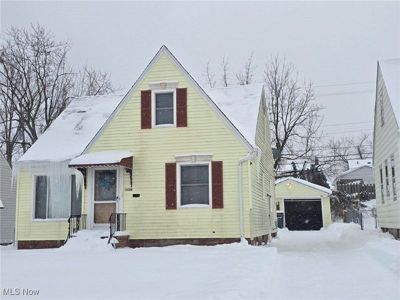 13008 Oakview Boulevard, Garfield Heights, OH 44125 Photo 2