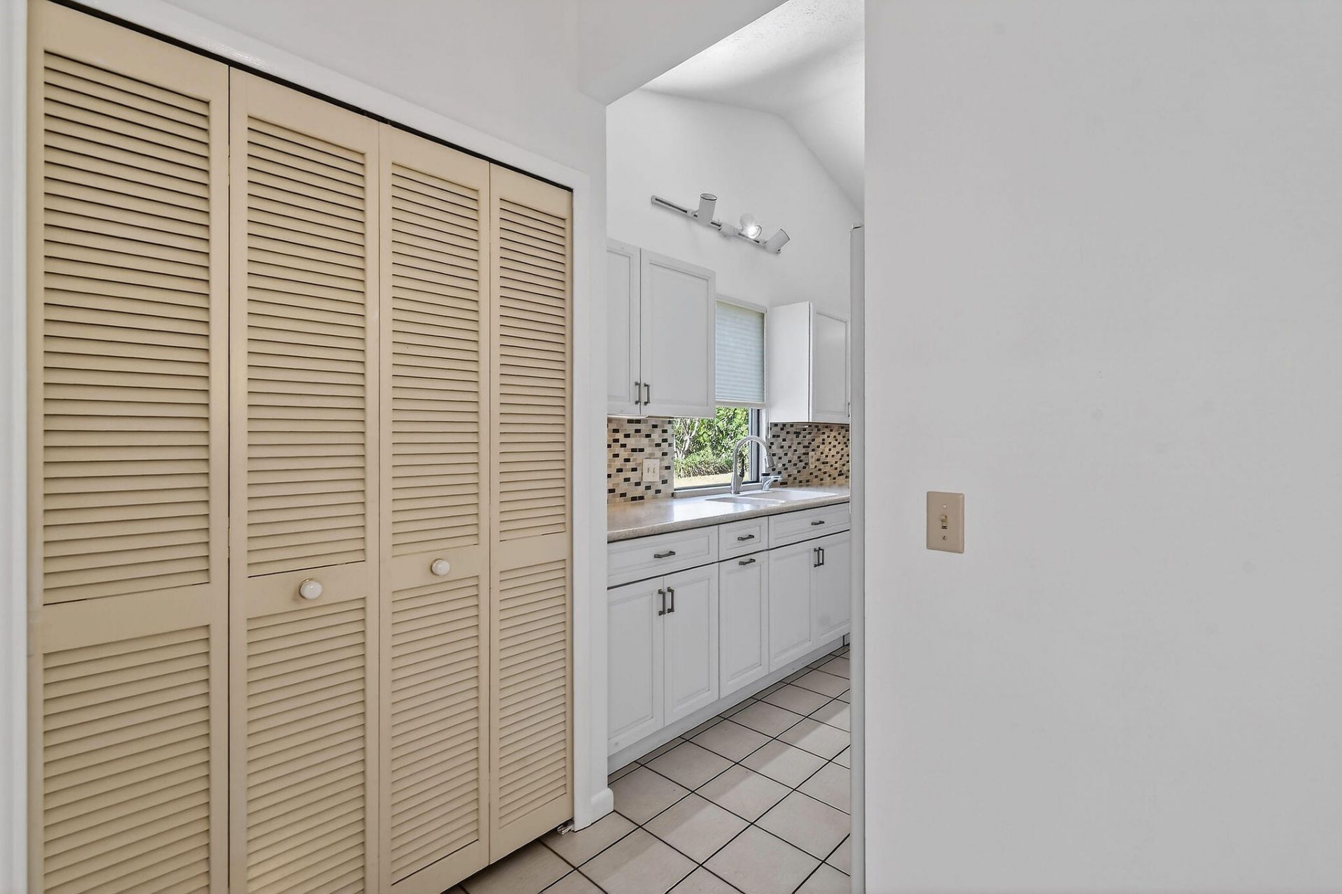 13196 SE Point O Woods Court, Hobe Sound, FL 33455 Photo